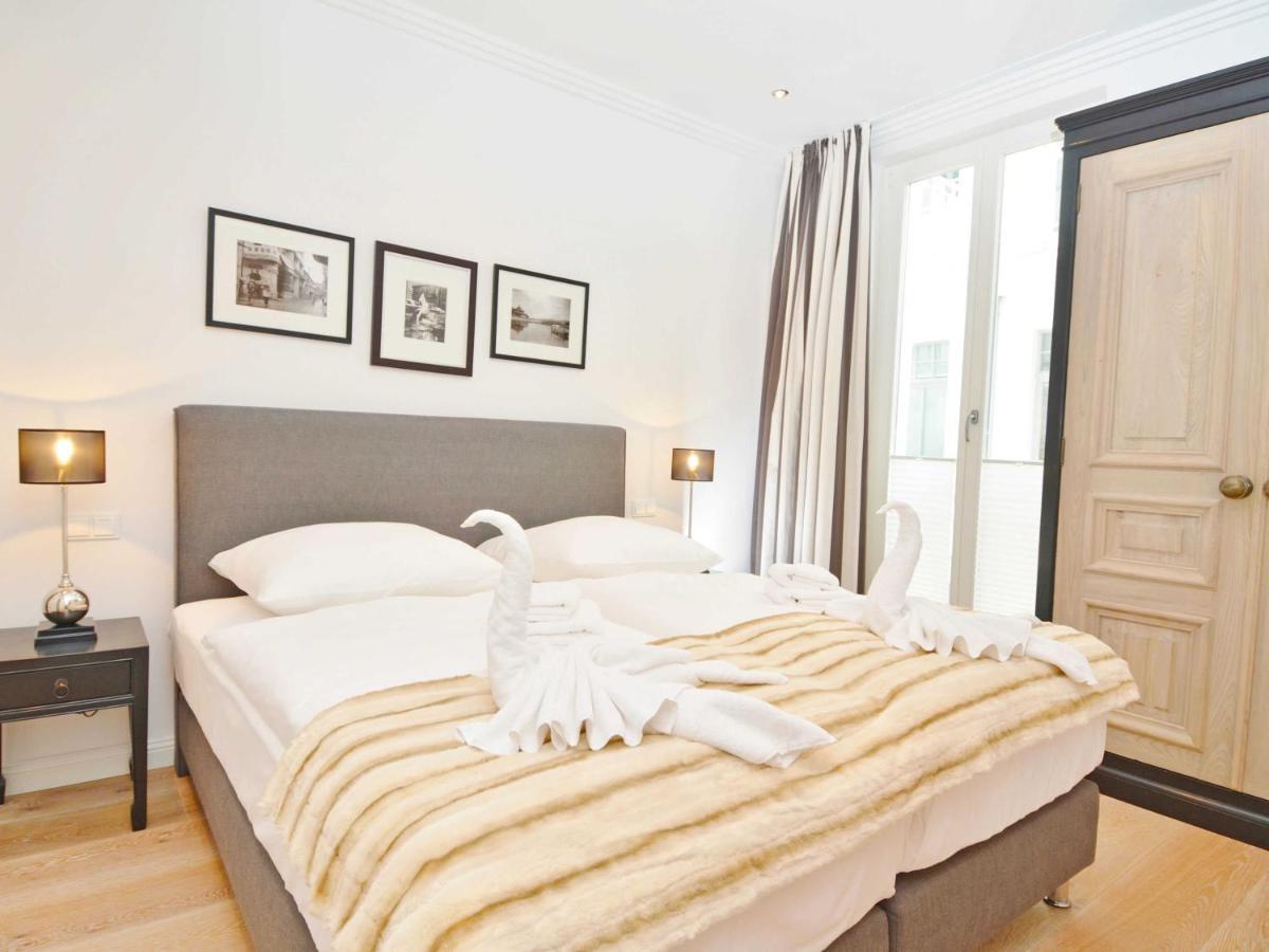 Villa "Johanna" Sellin - Wg13 Mit Kamin Und Zwei Balkonen Exterior photo
