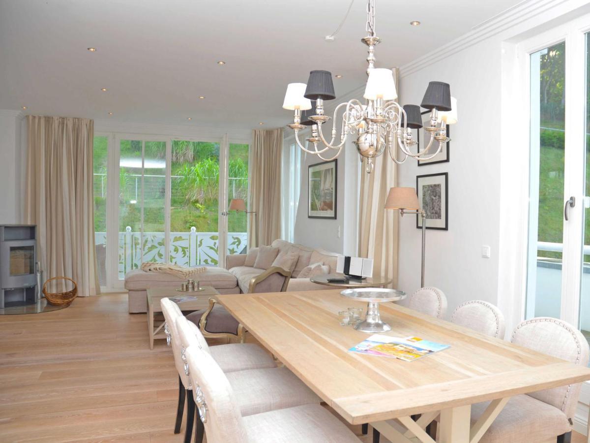 Villa "Johanna" Sellin - Wg13 Mit Kamin Und Zwei Balkonen Exterior photo