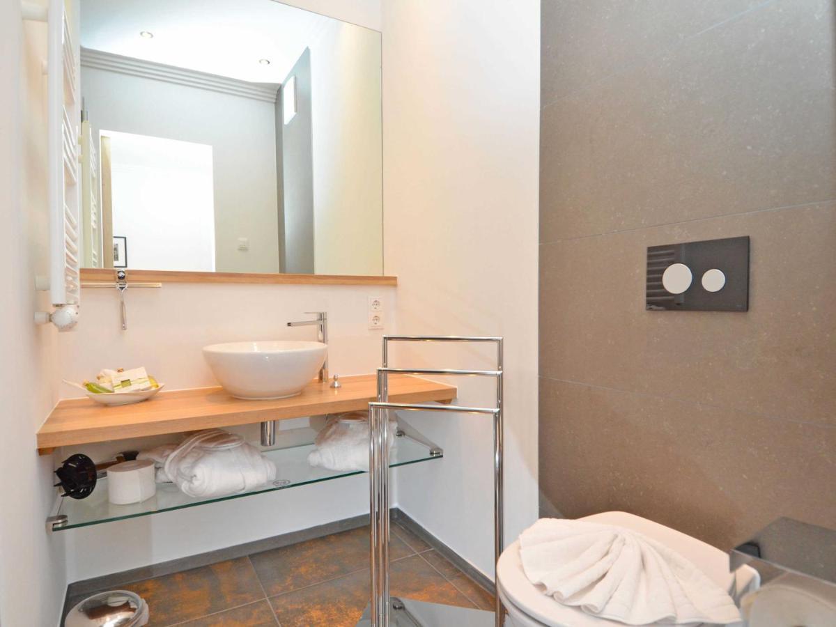 Villa "Johanna" Sellin - Wg13 Mit Kamin Und Zwei Balkonen Exterior photo