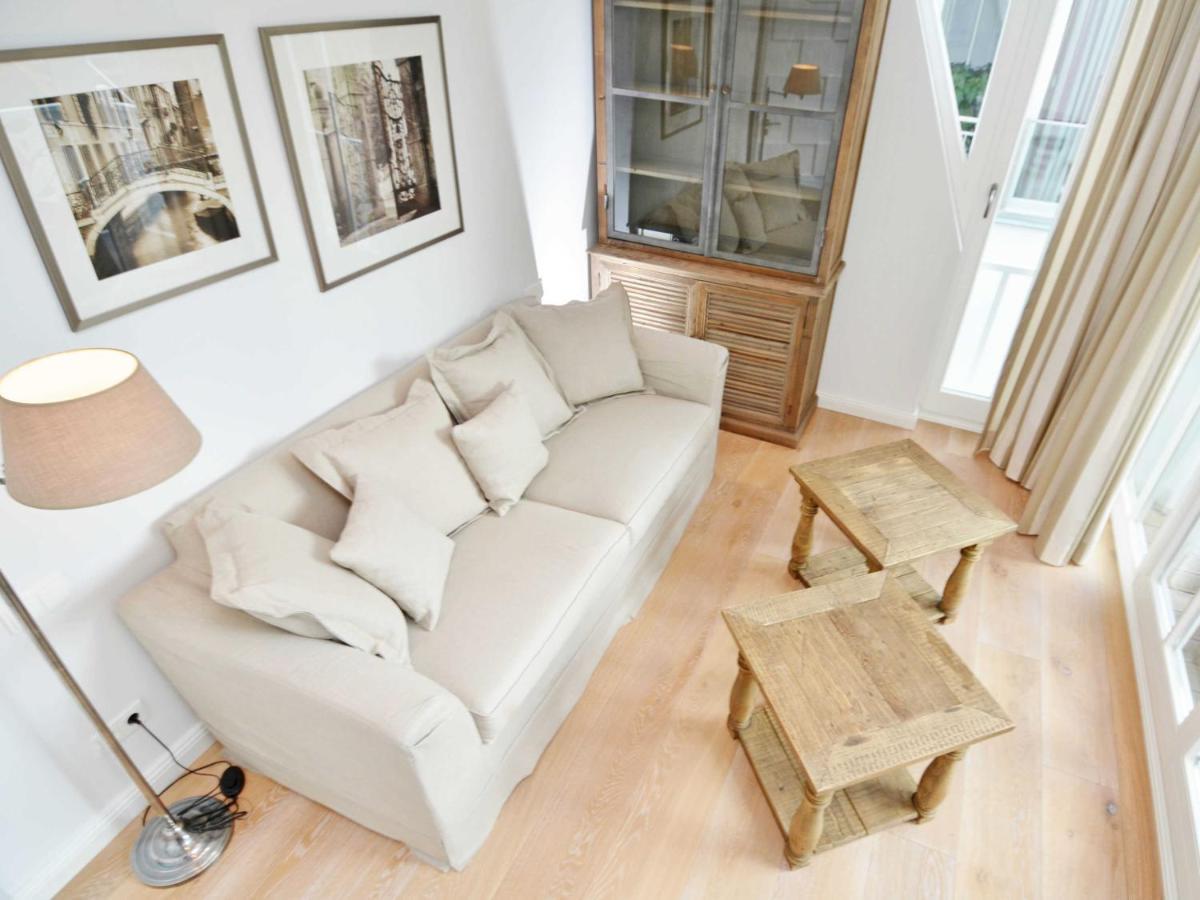Villa "Johanna" Sellin - Wg13 Mit Kamin Und Zwei Balkonen Exterior photo